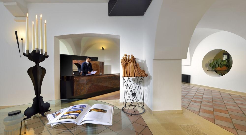 Grand Hotel Masseria Santa Lucia Ostuni Esterno foto