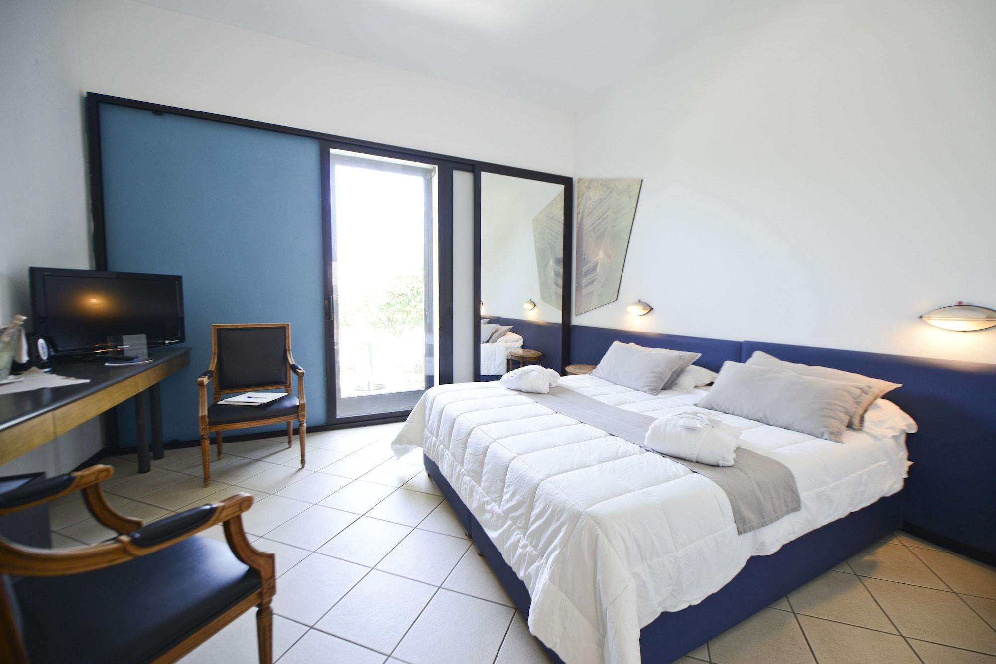 Grand Hotel Masseria Santa Lucia Ostuni Esterno foto