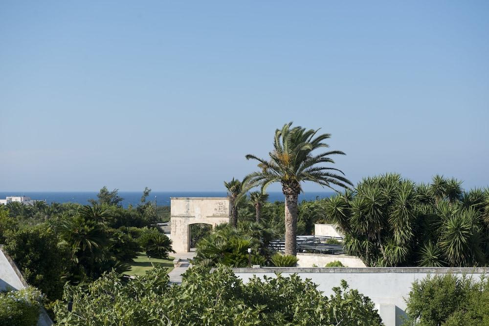 Grand Hotel Masseria Santa Lucia Ostuni Esterno foto